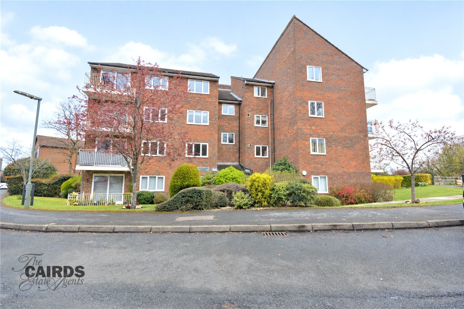 Flat Basing Road in Reigate and Banstead