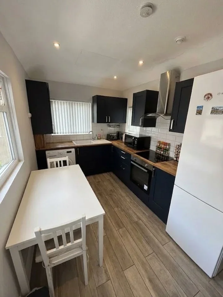 Room Harrow View in Greater London