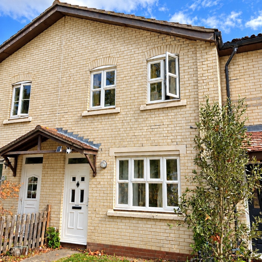 House Sonning Gardens in Greater London