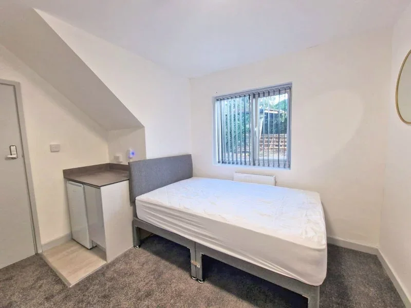 Room Hambury Drive in Birmingham