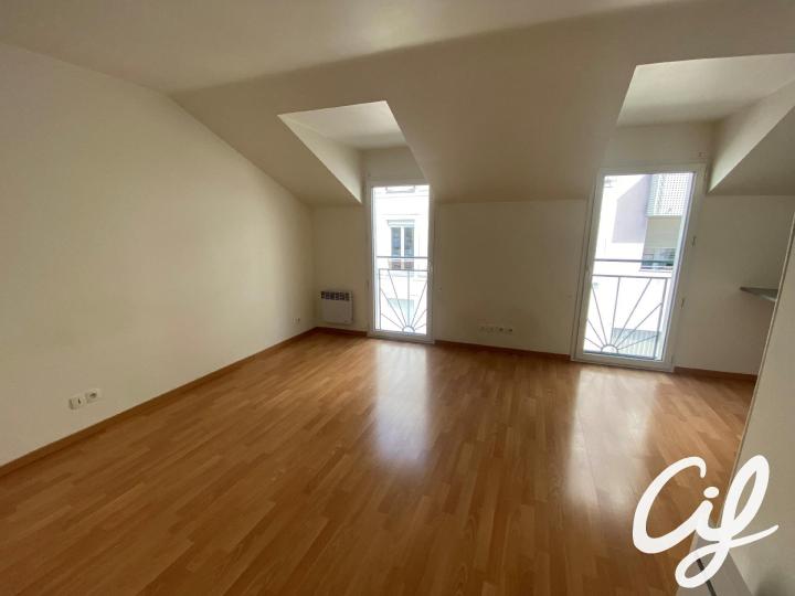 Flat Rue Jean Émile Laboureur in Nantes
