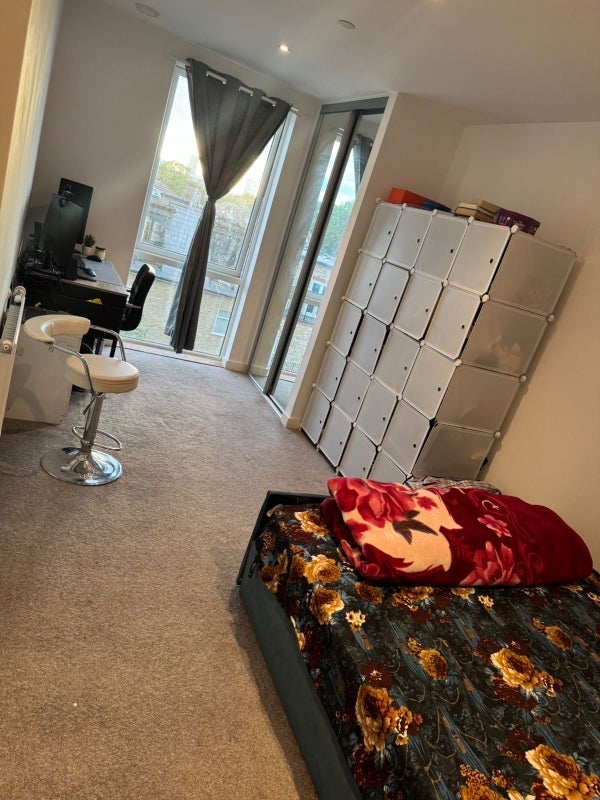 Room Ardisia Mews in Greater London