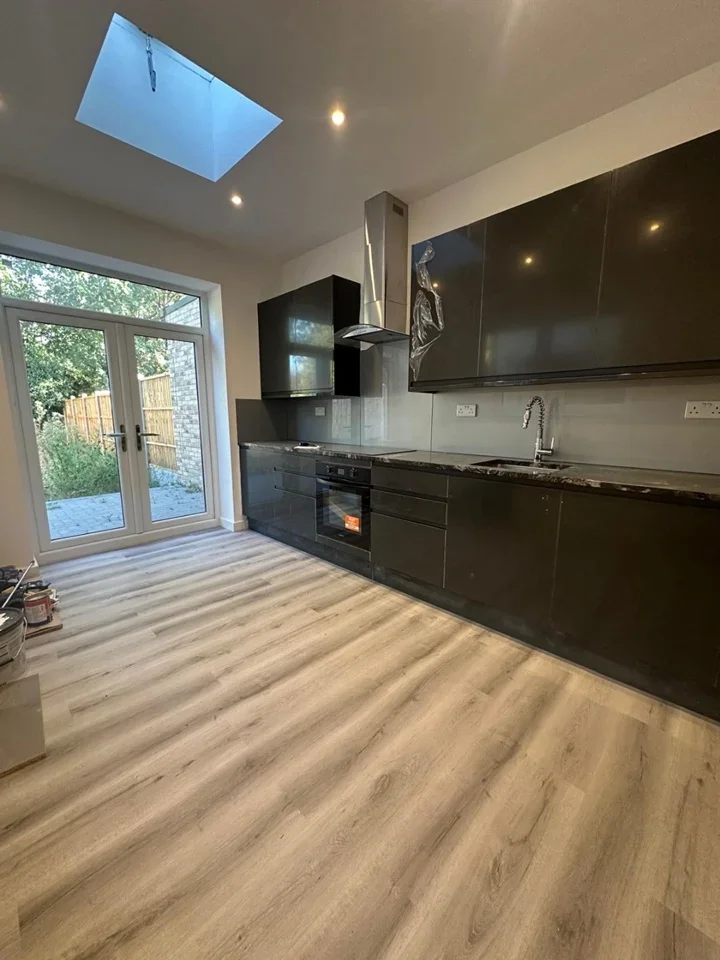 House Bakers Avenue in Greater London