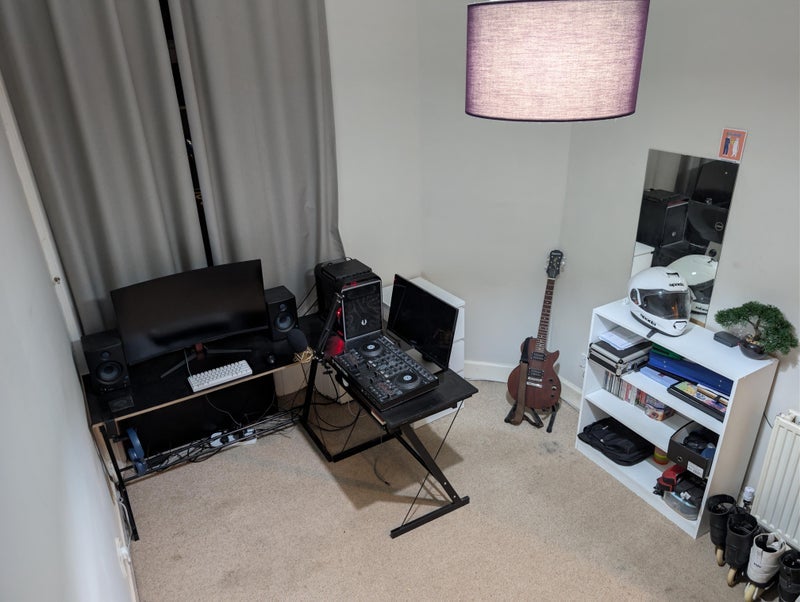 Room Hotspur Street in Glasgow