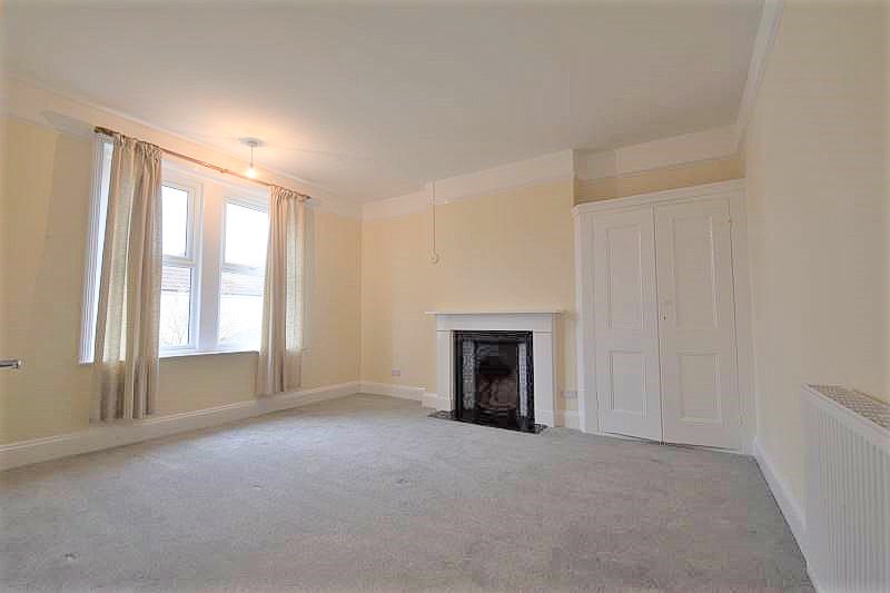 Flat Moatcroft Road in Eastbourne