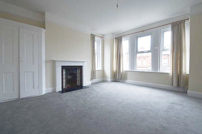 Flat Moatcroft Road in Eastbourne