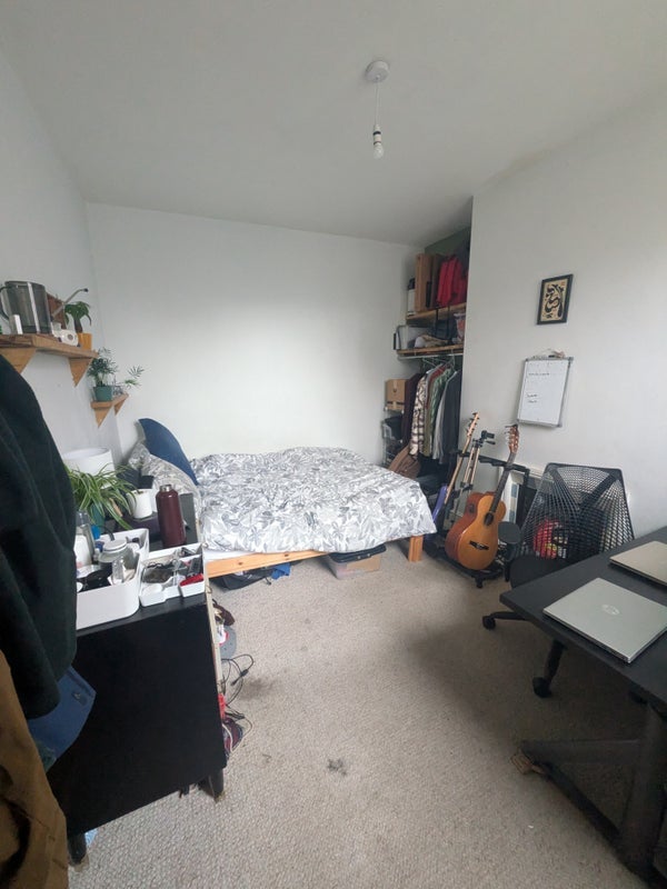 Room Heron Road in Bristol
