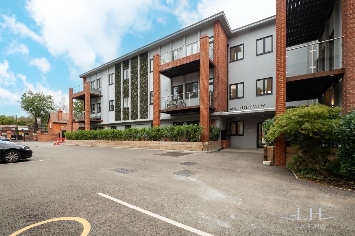 Flat Millfield in High Ongar