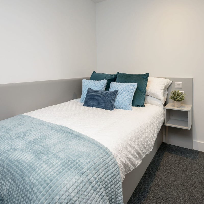 Room Hollis Croft in Sheffield
