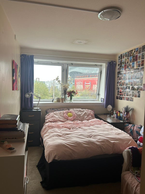 Room Hornsey Road in Greater London