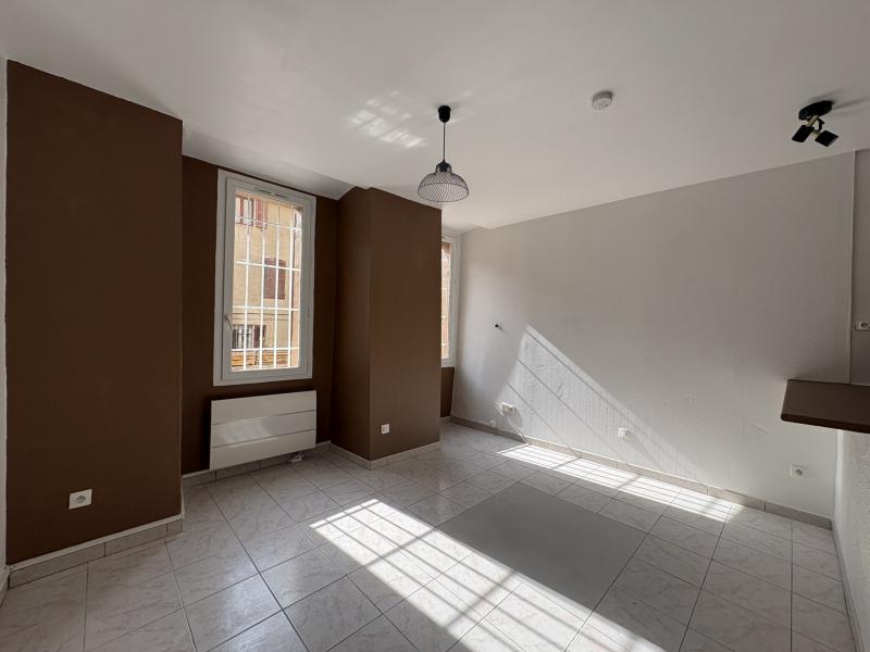 Flat Place de Guin in Aubagne