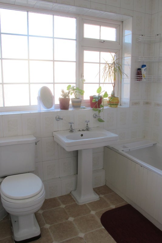 Room Canton Street in Greater London