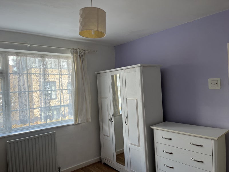 Room Canton Street in Greater London