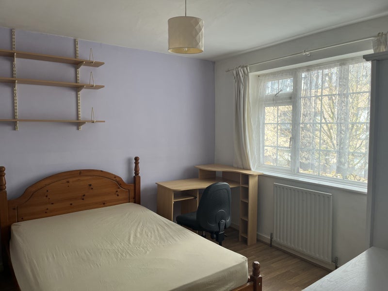 Room Canton Street in Greater London
