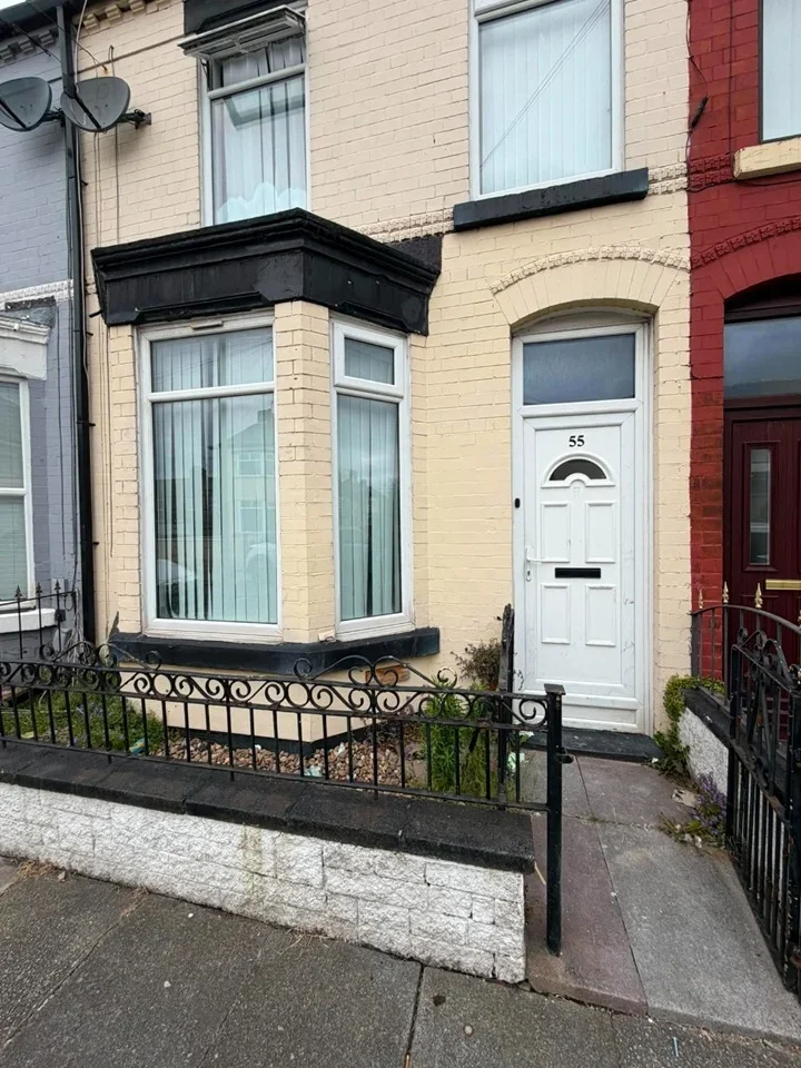 House Cedardale Road in Liverpool