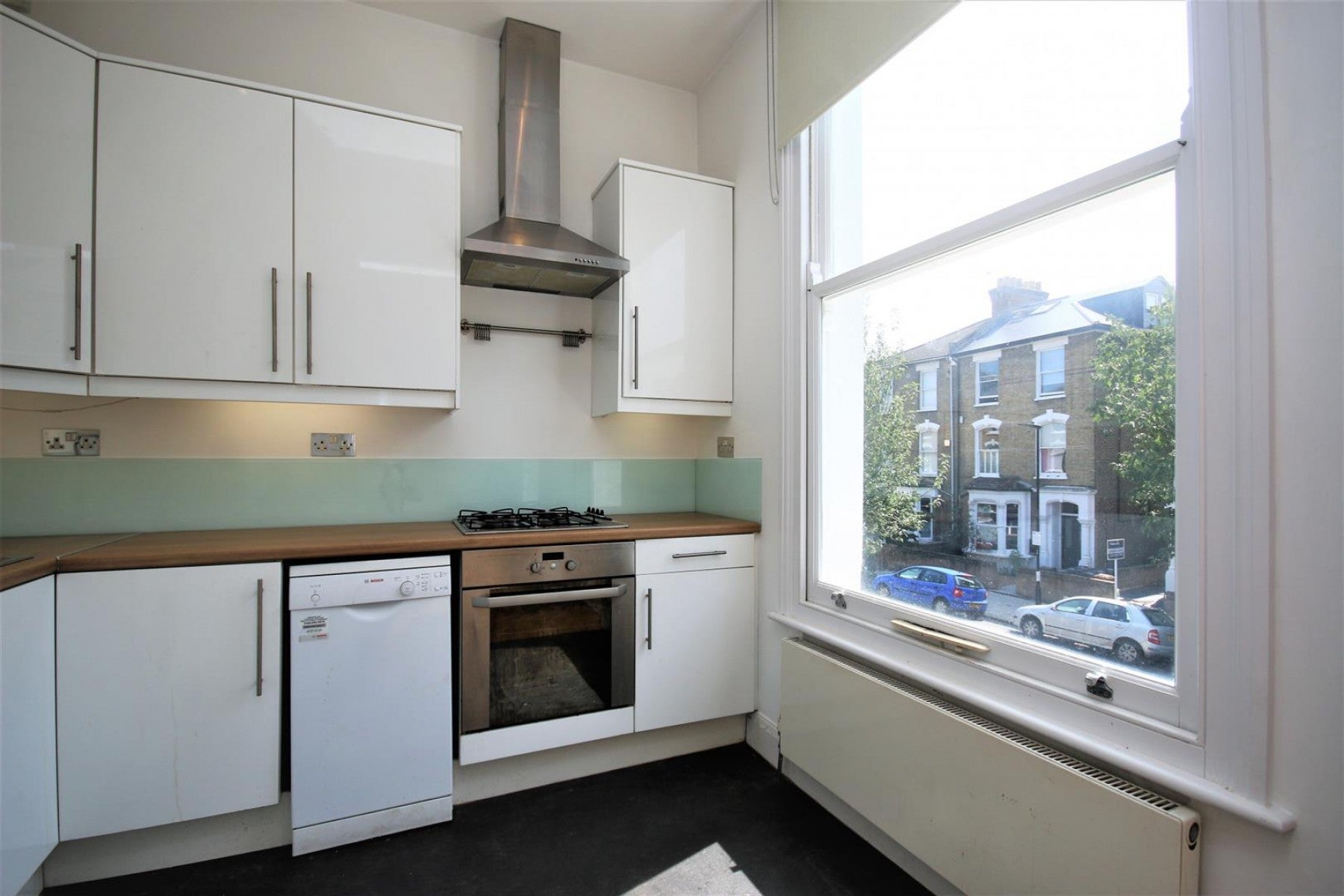 Flat Wilberforce Road in Greater London