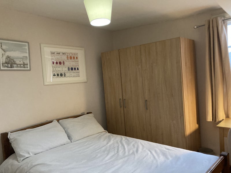 Room Ritchie Street in Greater London