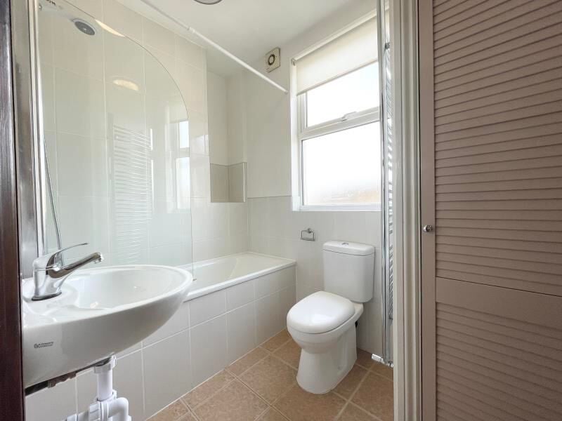 Flat Malden Road in Greater London