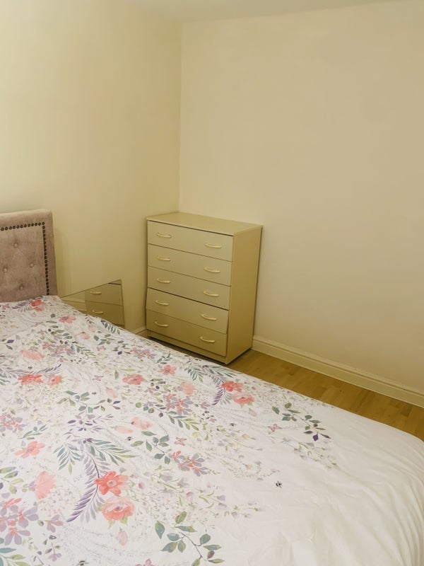 Room Coney Walk in Nottingham
