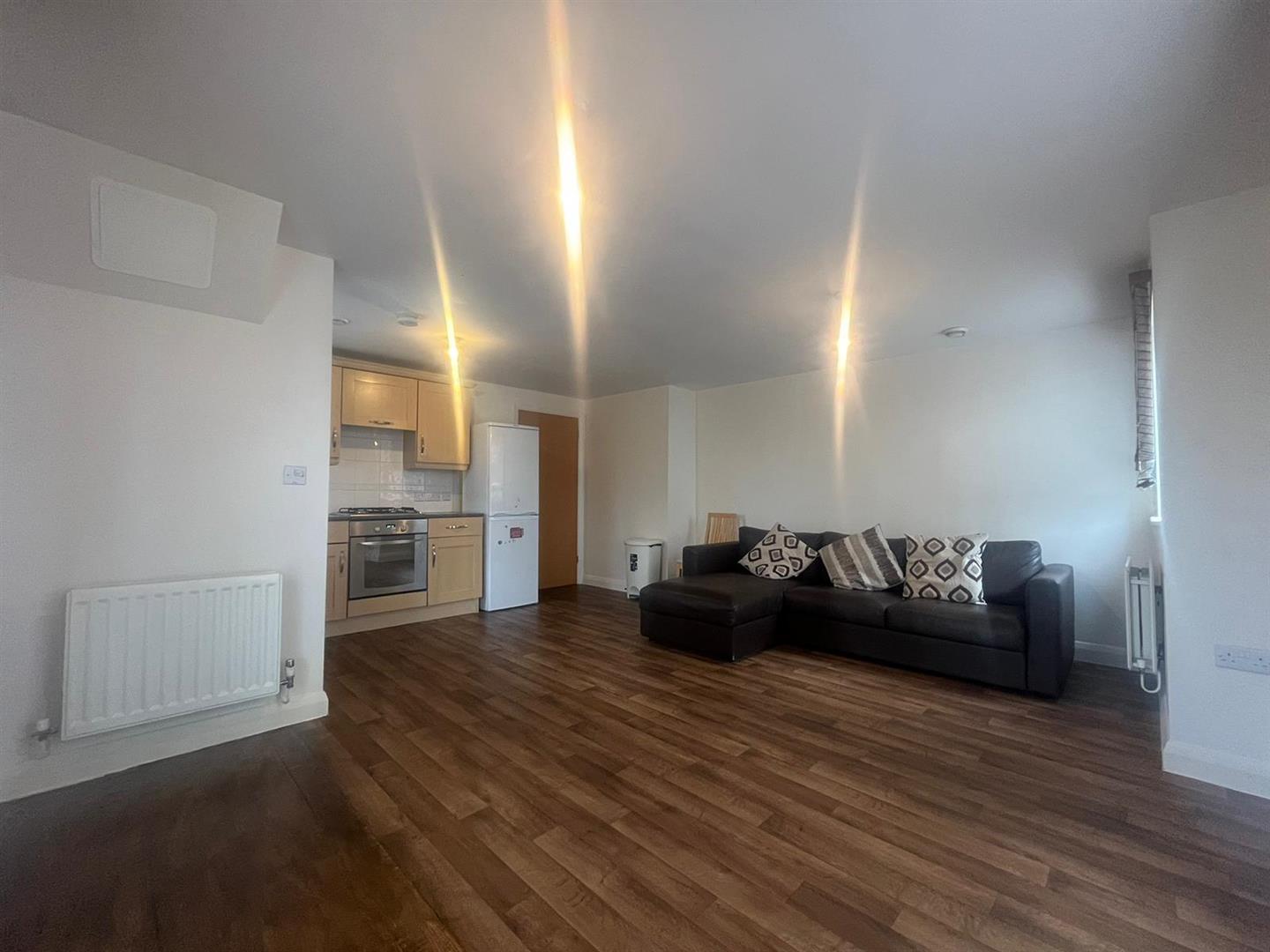 Flat Admiralty Close in Greater London