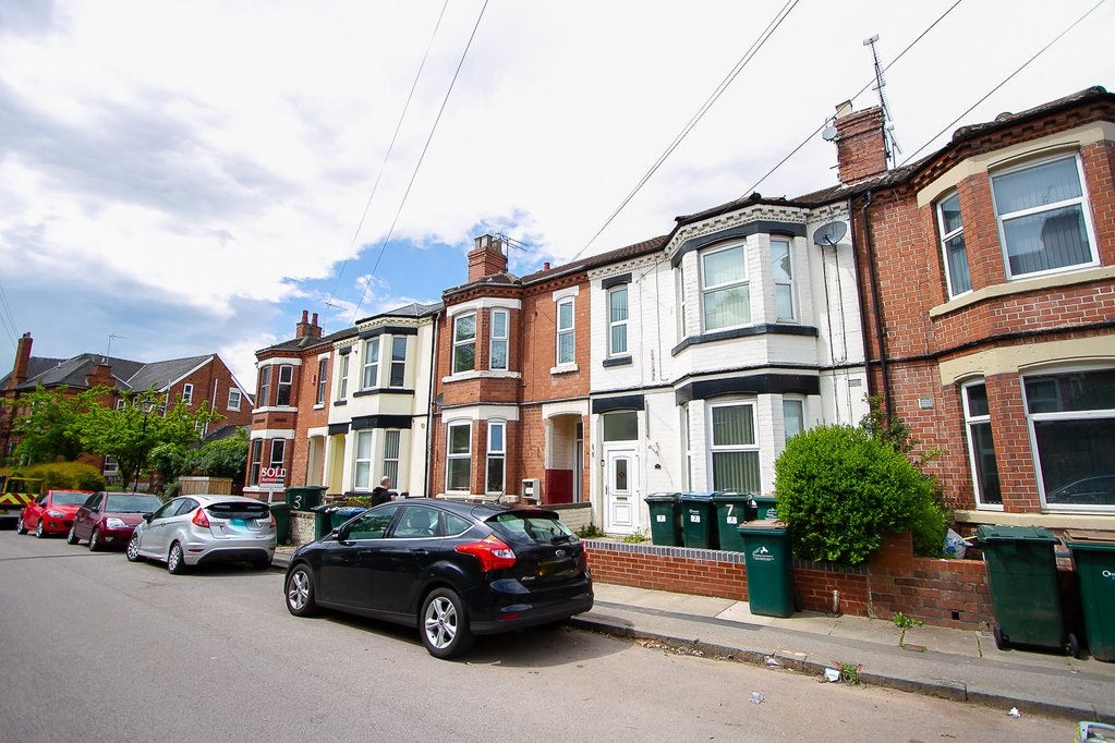 Flat Meriden Street in Coventry