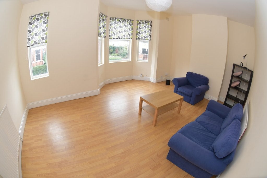 Flat Meriden Street in Coventry