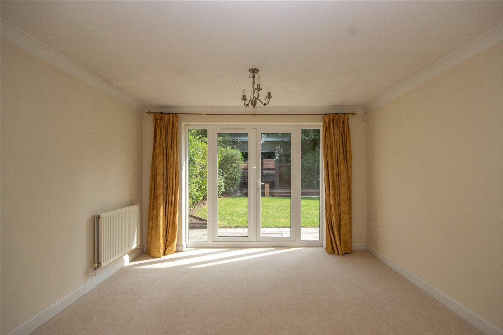 House Champs Sur Marne in Bradley Stoke