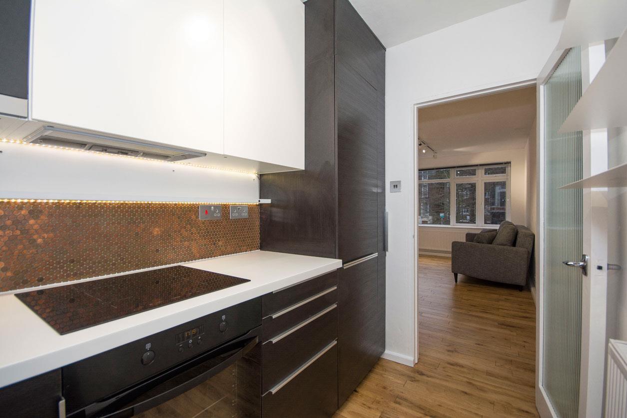 Flat Cranmer Road in Greater London