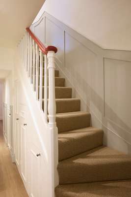 Flat Carlingford Road in Greater London