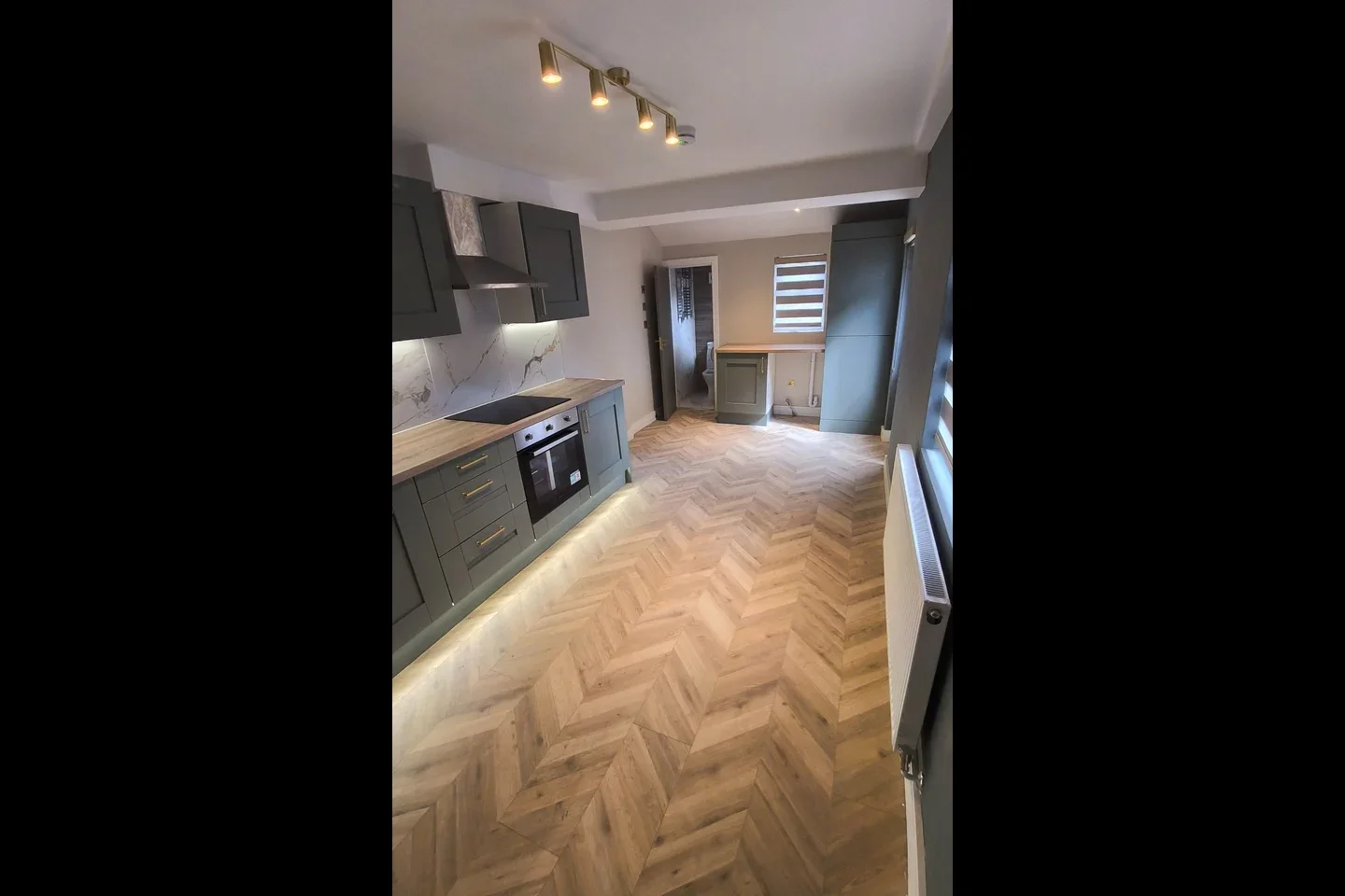 House Chase Side in Greater London