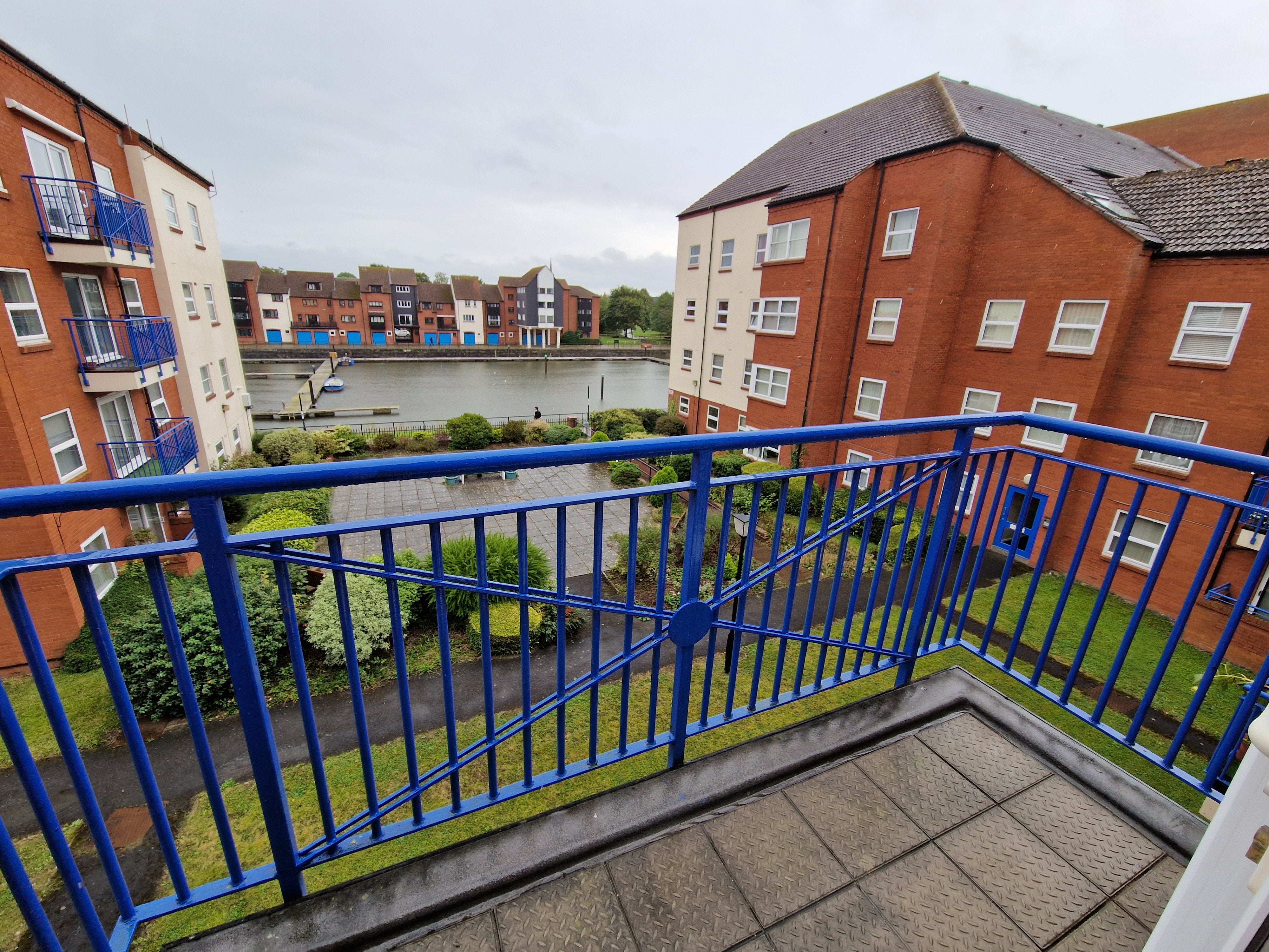 Flat Waverley Road in Bridgwater
