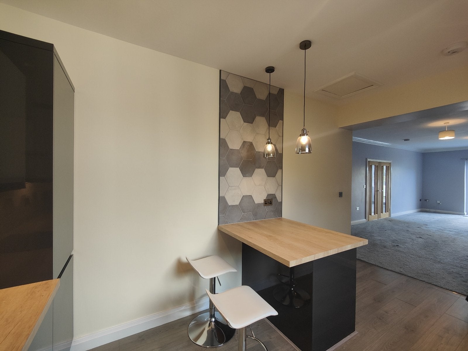Flat Greenfield Crescent in Kirklees