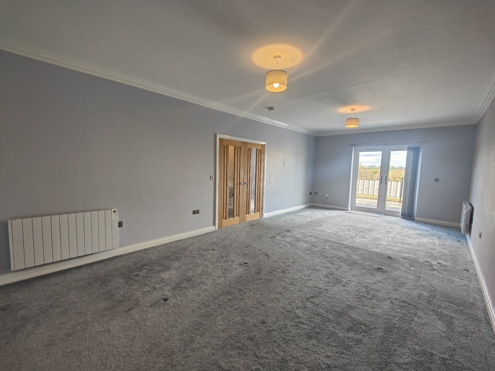 Flat Greenfield Crescent in Kirklees