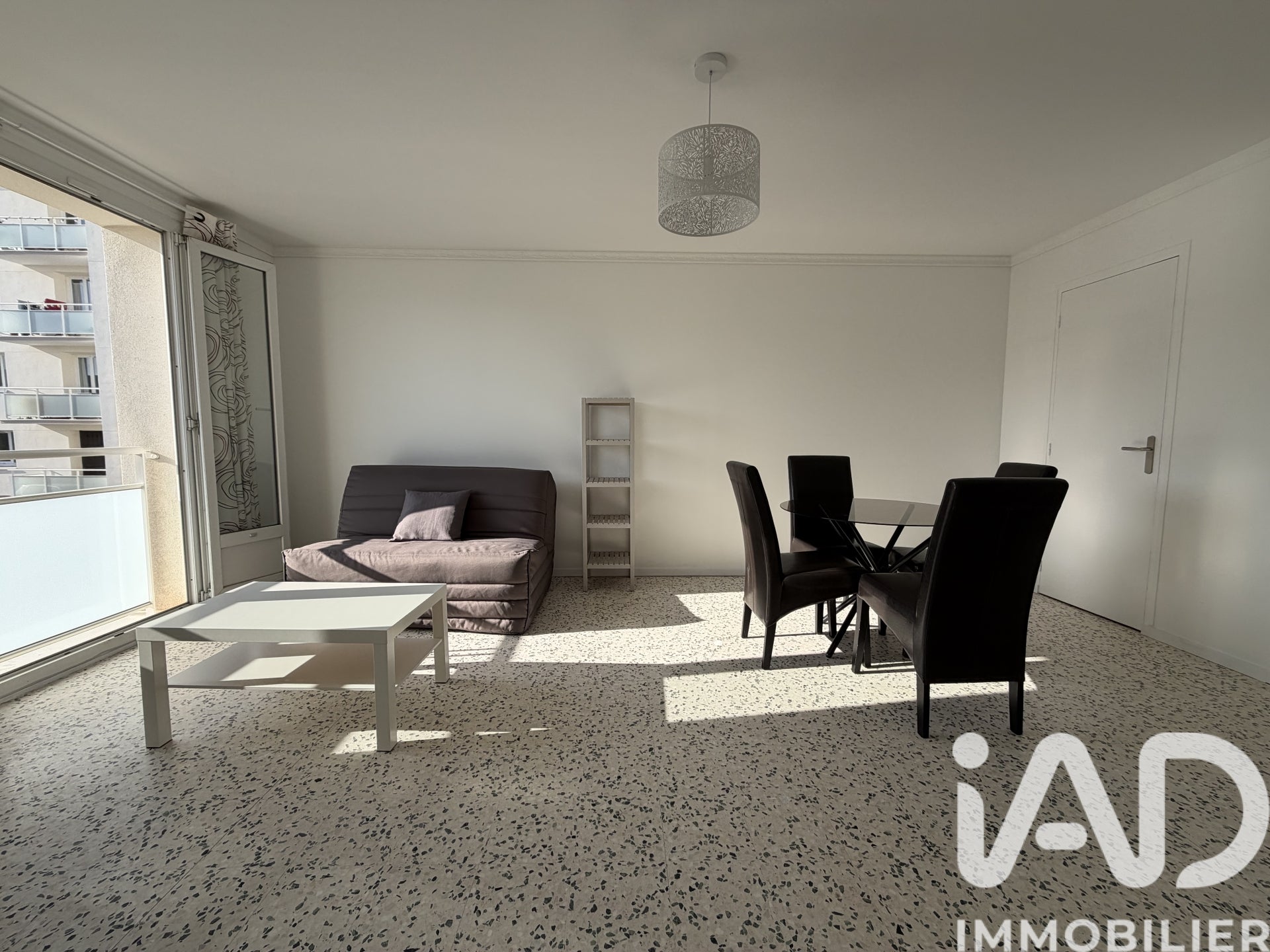 Appartement Avenue du Général Leclerc à Saint-Thibault-des-Vignes