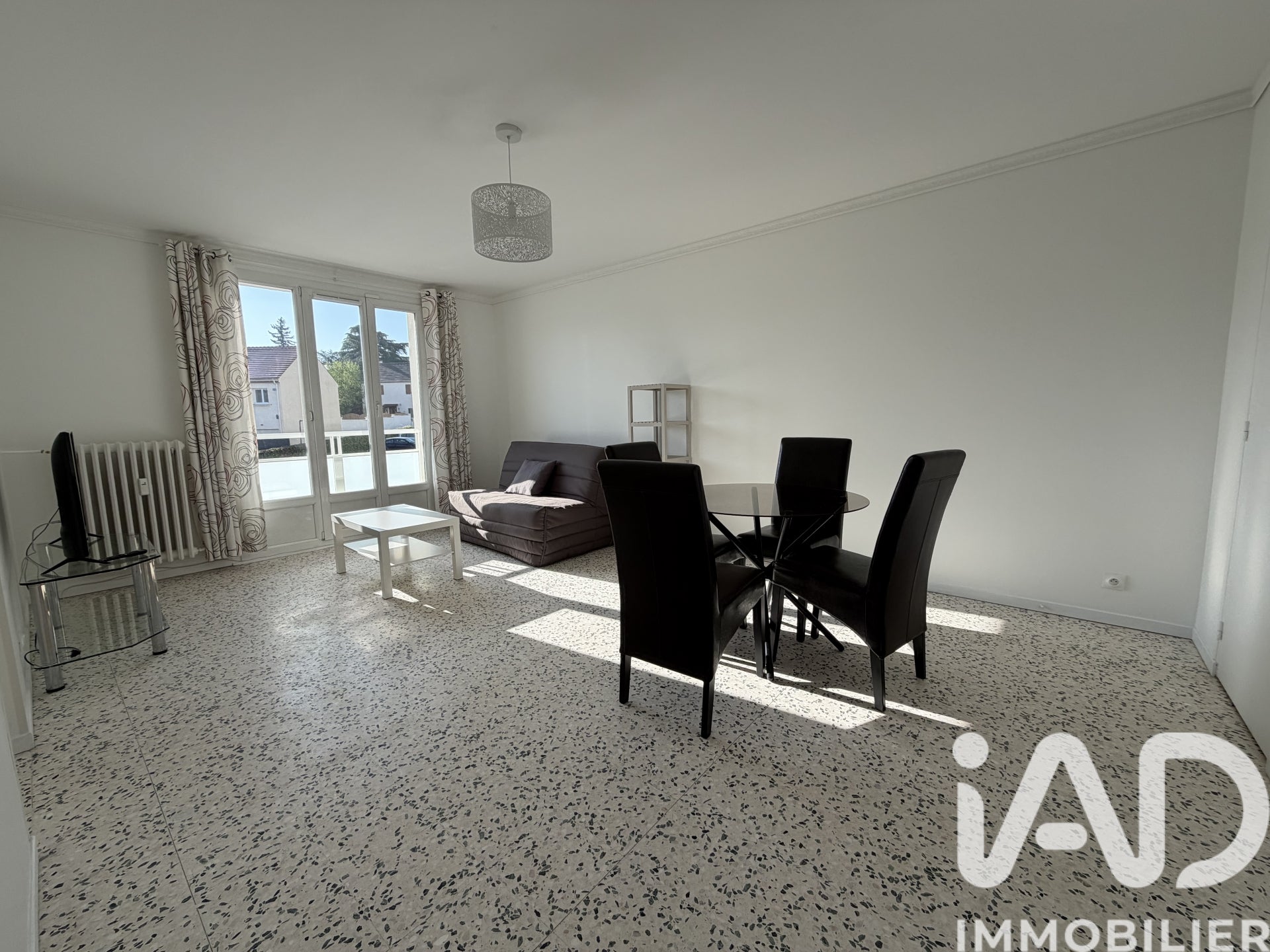 Appartement Avenue du Général Leclerc à Saint-Thibault-des-Vignes