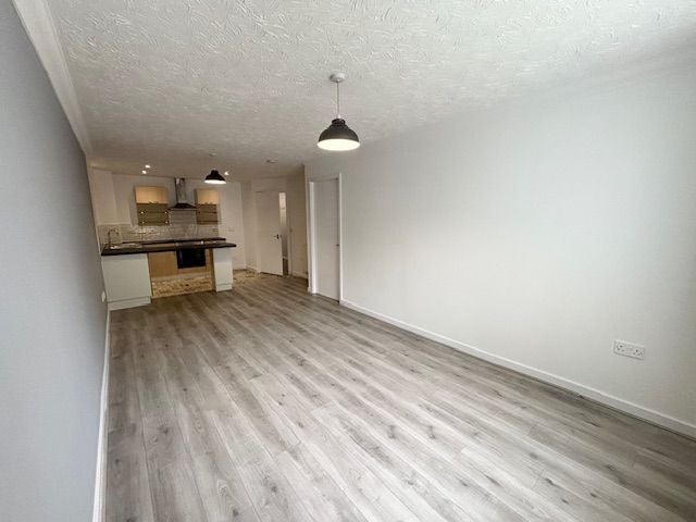 Flat Ardenfield Drive in Manchester
