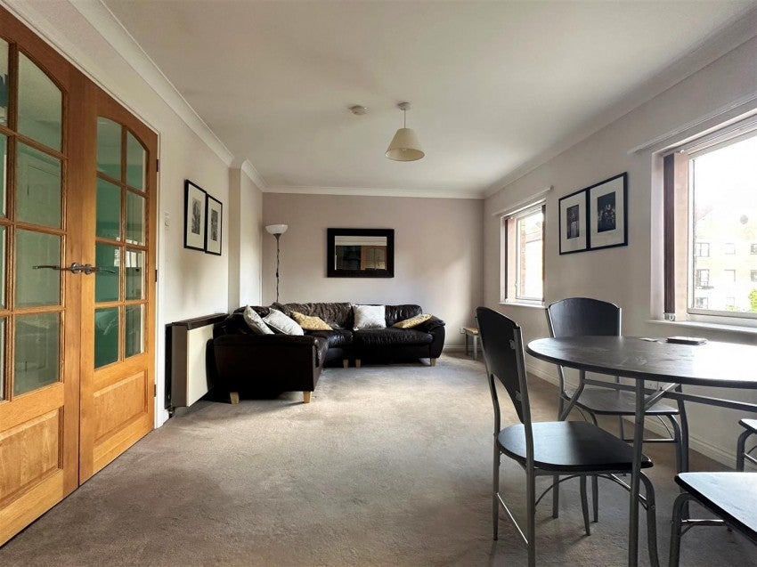 Flat Postern Close in York