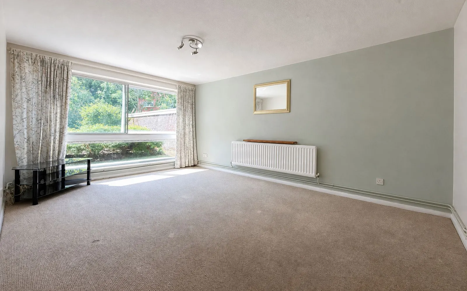 Flat Adare Drive in Coventry