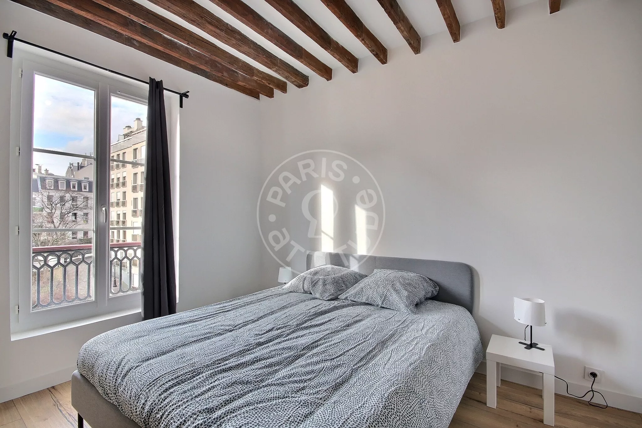 Flat Rue de Mirbel in Paris