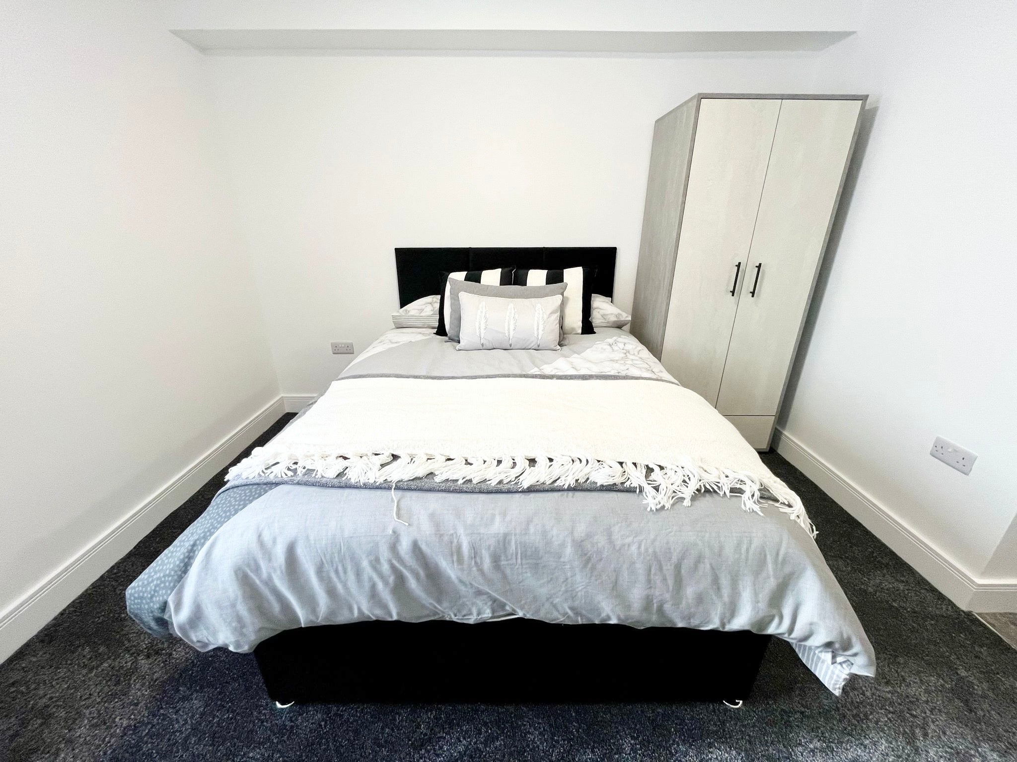Room Blackmead in Peterborough