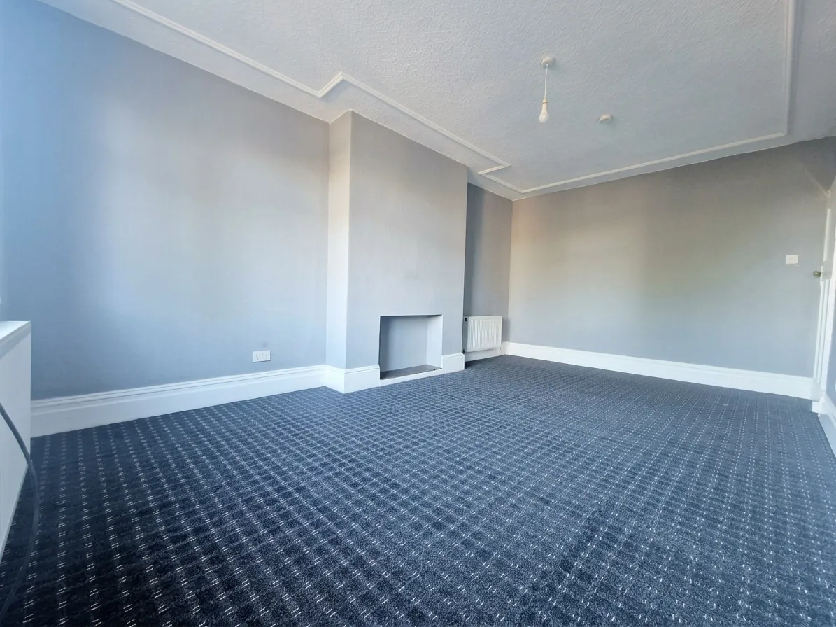 Flat Walker Avenue in Prestwich