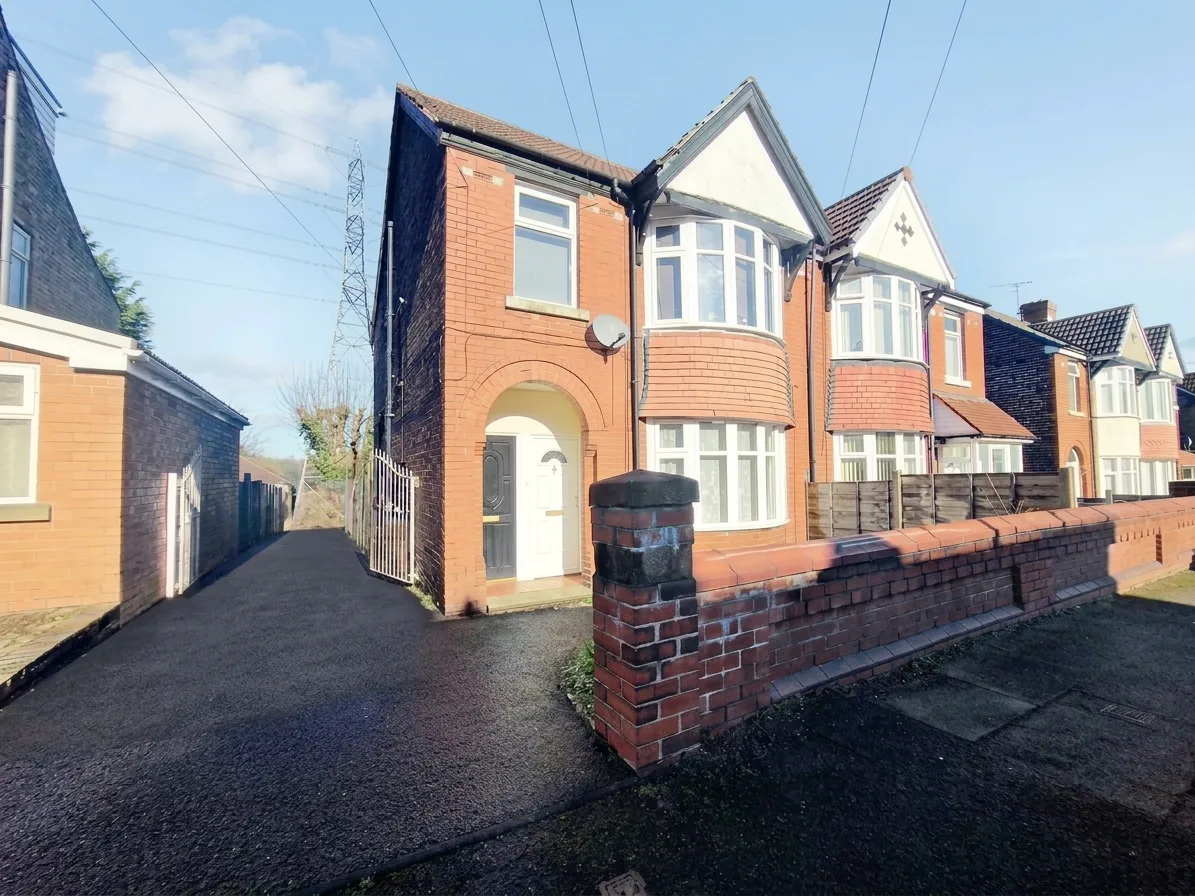 Flat Walker Avenue in Prestwich
