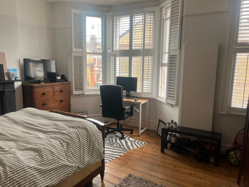 Room Netherford Road in Greater London