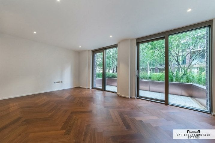 Flat New Union Square in Greater London