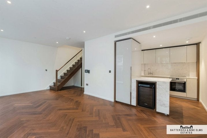 Flat New Union Square in Greater London
