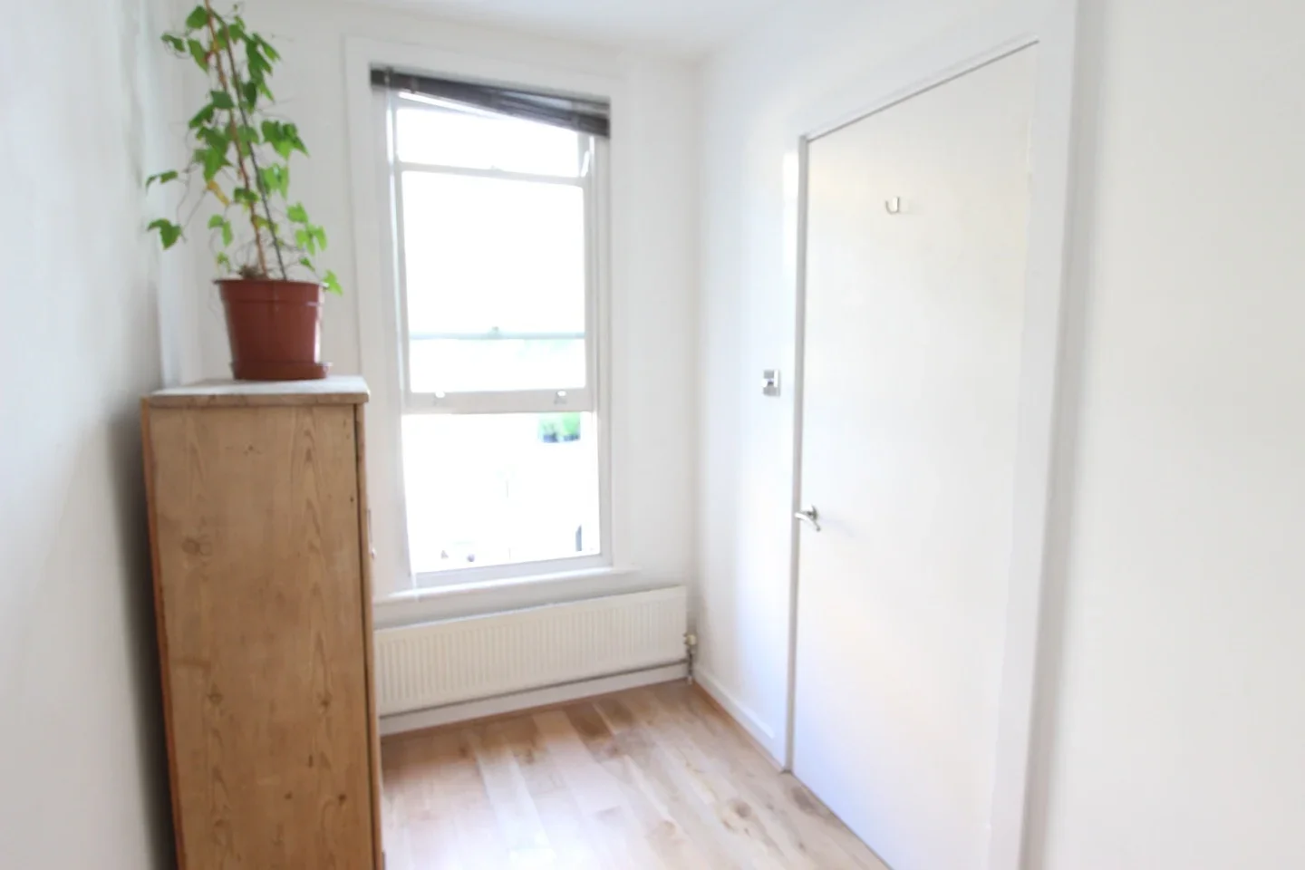 Flat Tanners Hill in Greater London