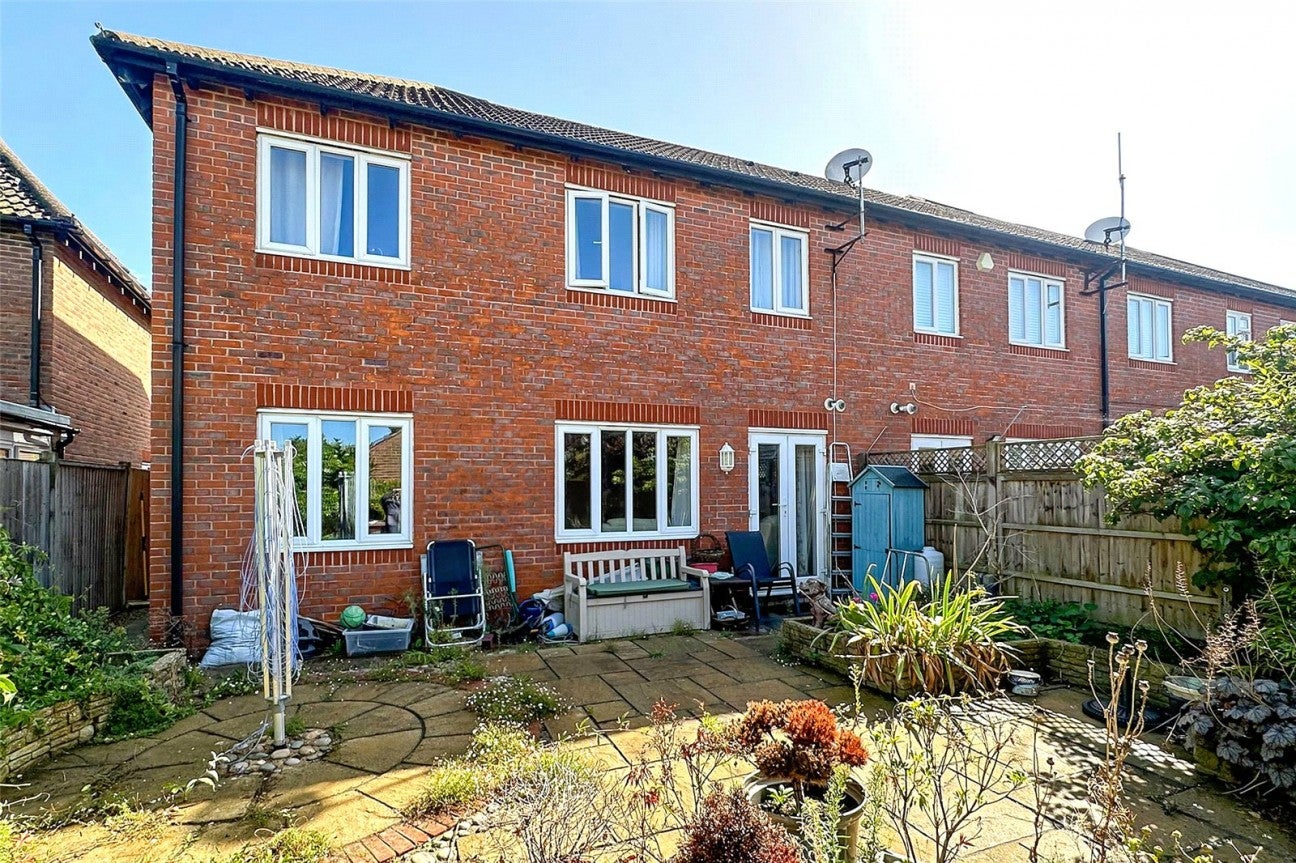 House The Darlingtons in Arun
