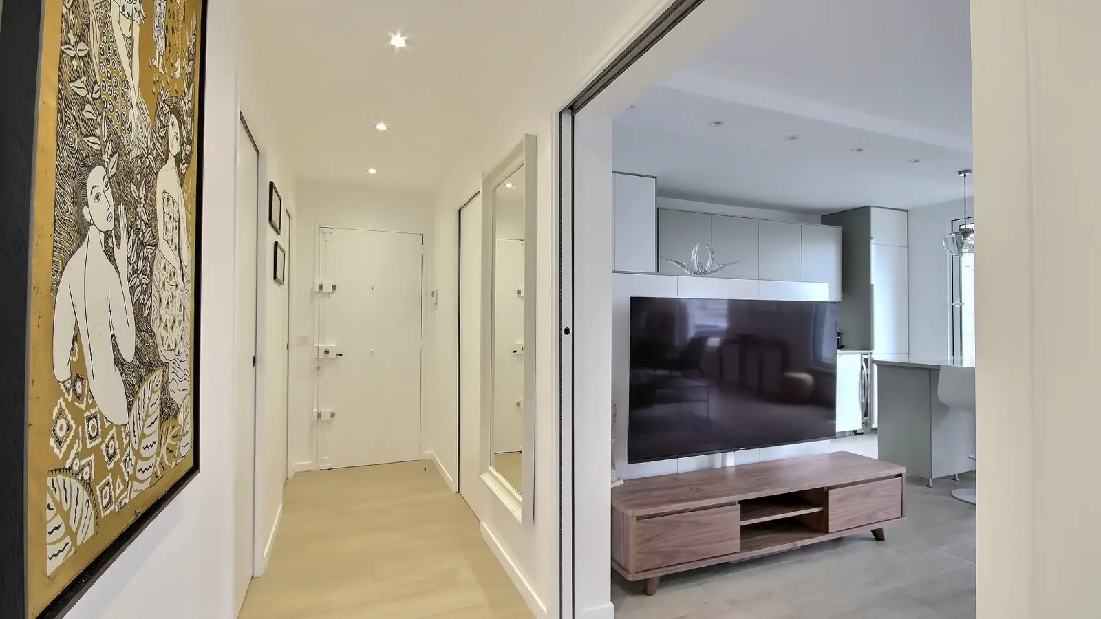 Flat Rue Eugène Oudiné in Paris