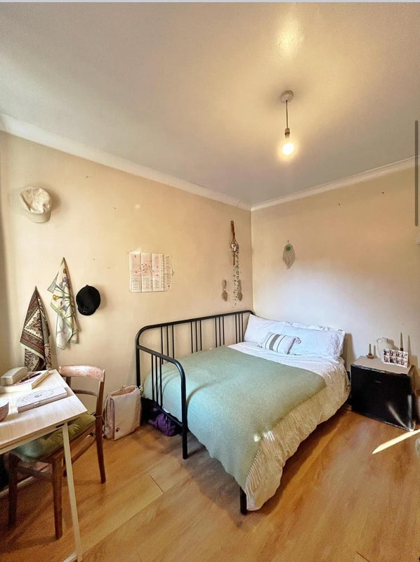Room Sperling Road in Greater London