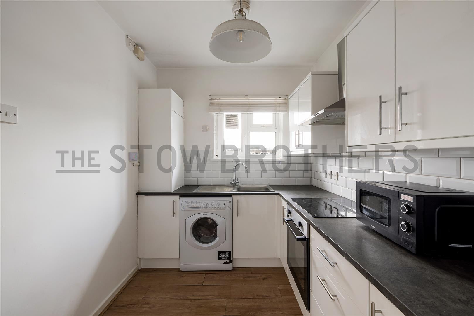 Flat Loddiges Road in Greater London